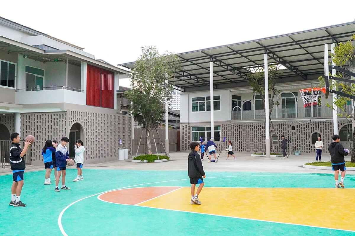 A welcoming, well-organized, and forward-thinking school